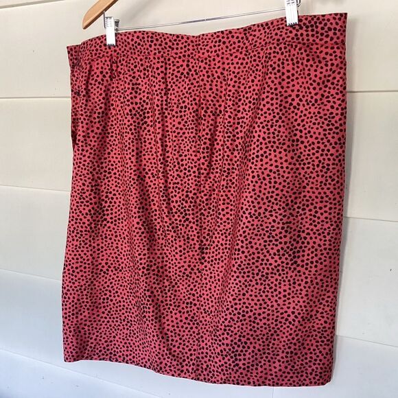 Givenchy Novelle Boutique coral skirt size 38.  0357 - Picture 2 of 7